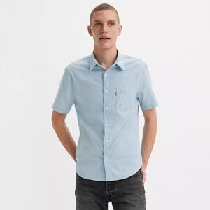 Levi’s Short Sleeve Classic One Pocket Standard Fit Button Down Blue Shirt L